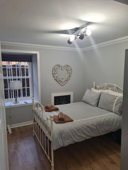Lovely 2 Bedroom Garden Flat In Trendy West End Glasgow Esterno foto